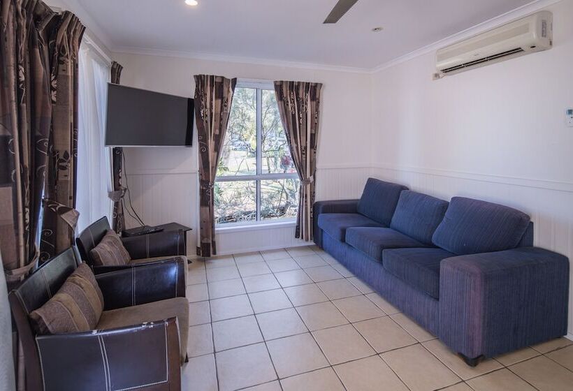 בית מלון כפרי Ingenia Holidays Lake Macquarie