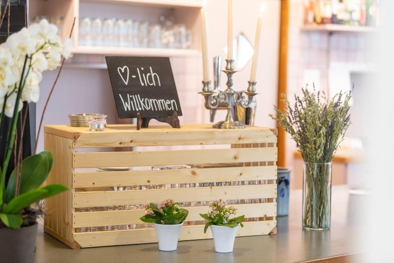 La Tgoma   Hotel & Restaurant