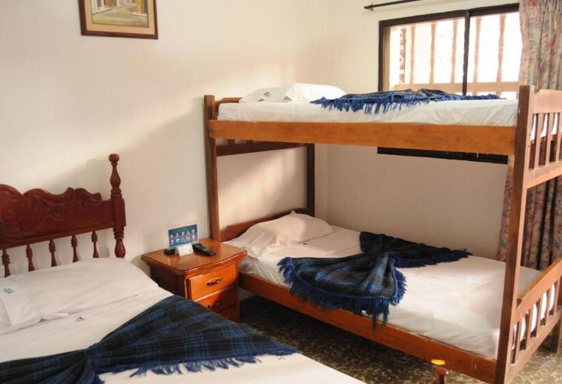 فندق Montecarlo Beach