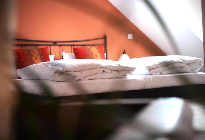 Отель Porta Vinea