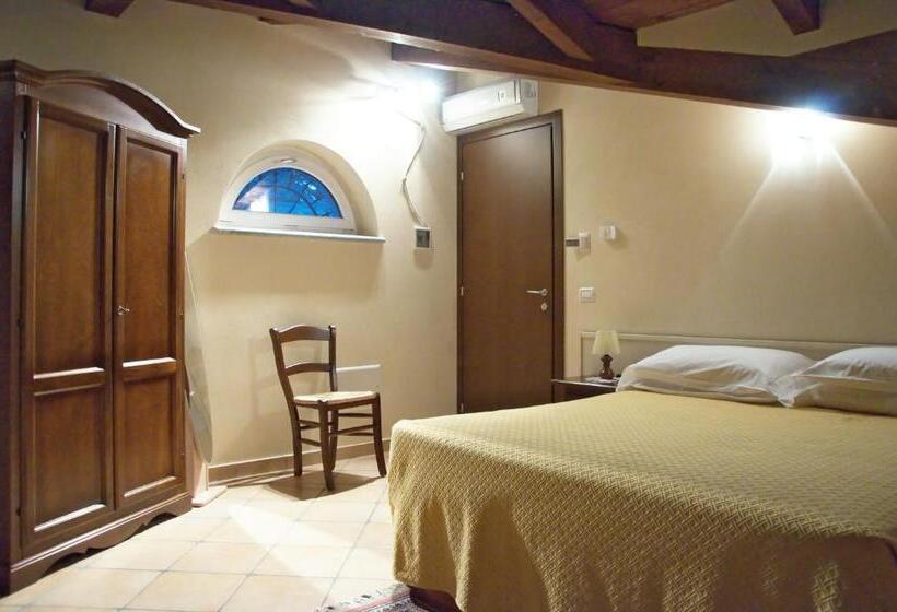 בית מלון כפרי Ristorante La Torretta