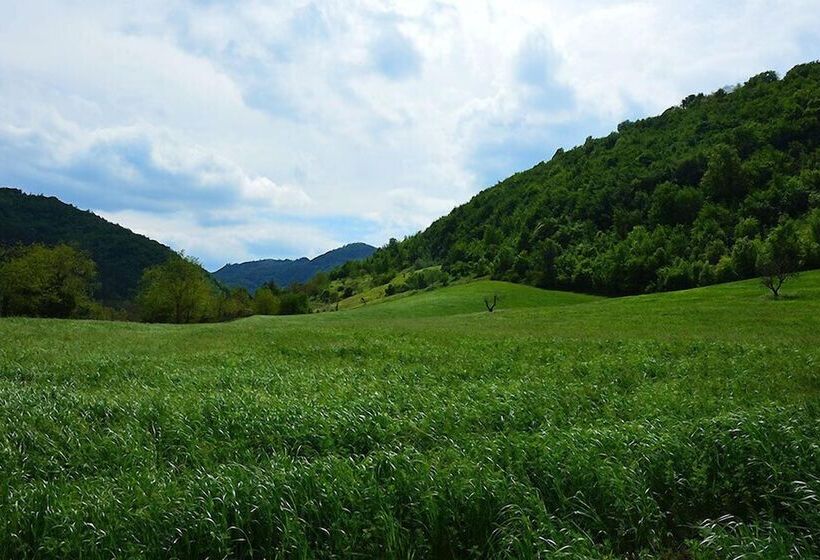 בית מלון כפרי Agriturismo Campo Rosso