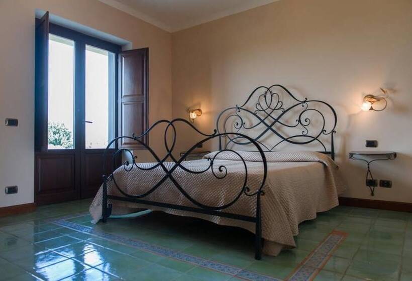 فندق ريفى La Vecchia Torre