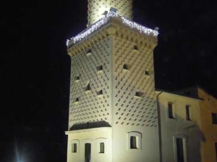 فندق ريفى La Vecchia Torre