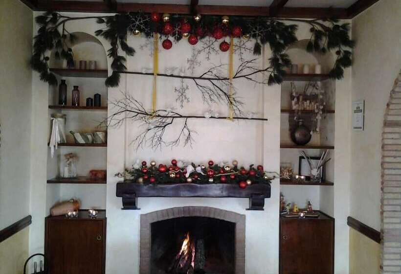 فندق ريفى La Vecchia Torre