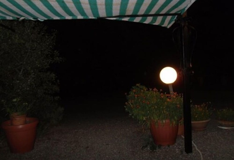 בית מלון כפרי Le Dieci Querce