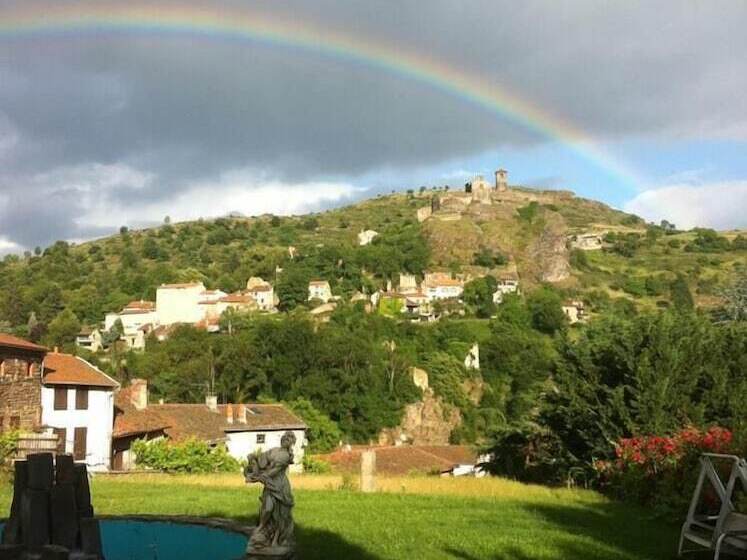 Отель Saint Verny