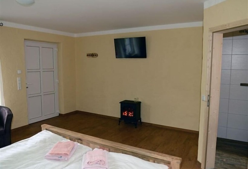 ホテル Schauhandwerkspension