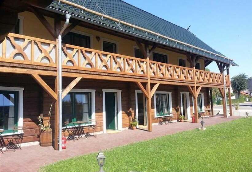 ホテル Schauhandwerkspension