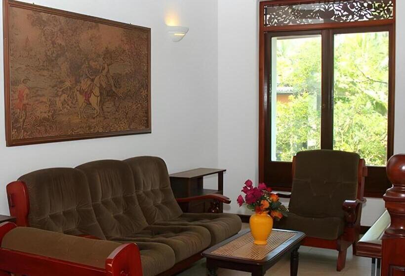 בית מלון כפרי The Mgs