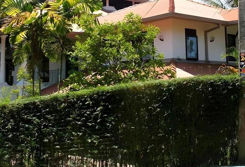 בית מלון כפרי The Mgs