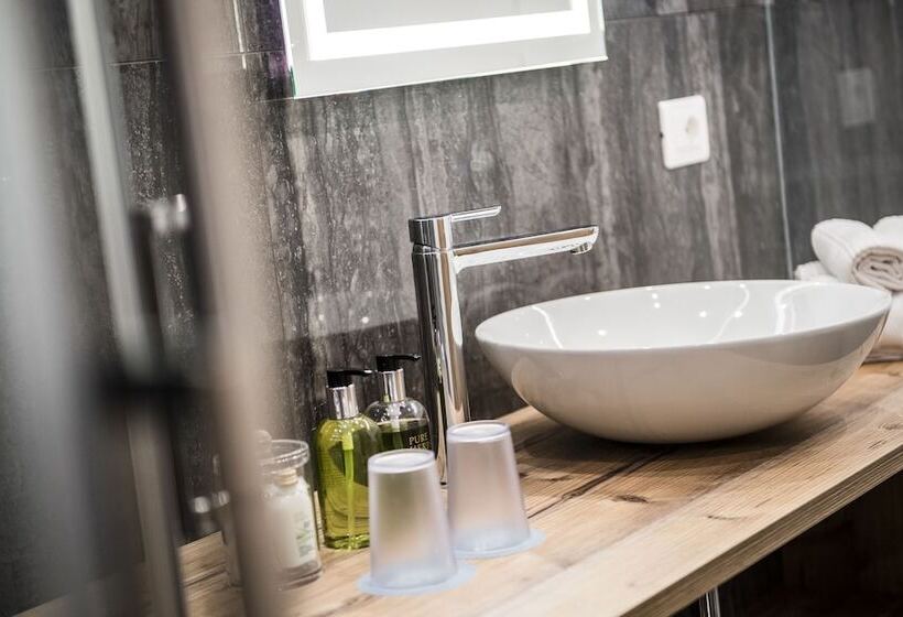 בית מלון כפרי Tuberis Nature & Spa Resort