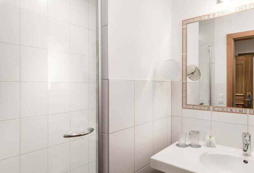 בית מלון כפרי Tuberis Nature & Spa Resort