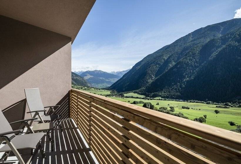 בית מלון כפרי Tuberis Nature & Spa Resort