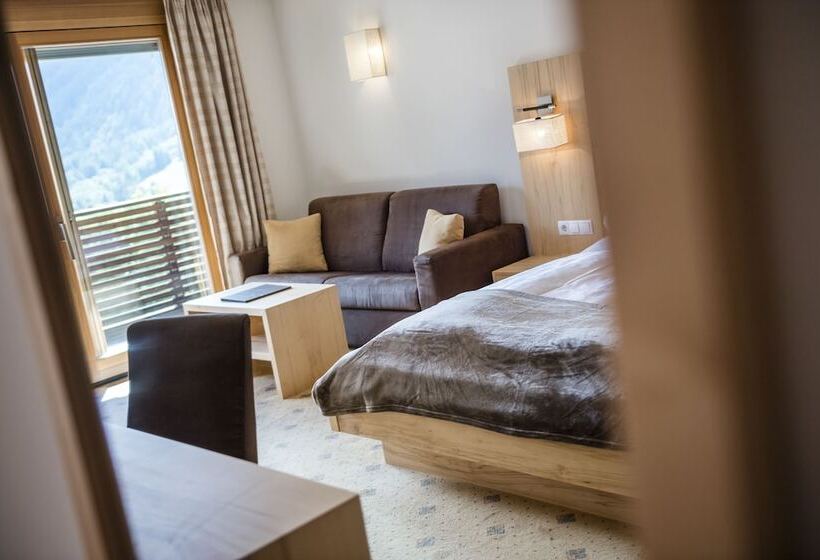 בית מלון כפרי Tuberis Nature & Spa Resort