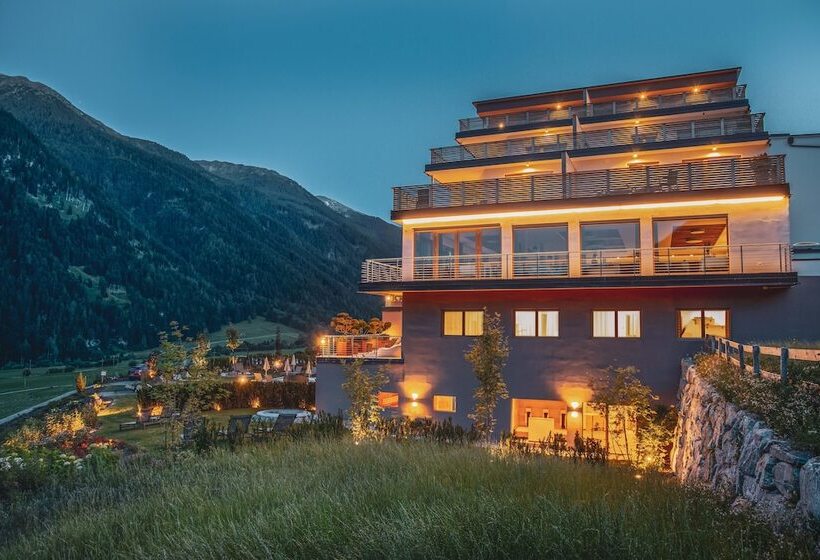 בית מלון כפרי Tuberis Nature & Spa Resort