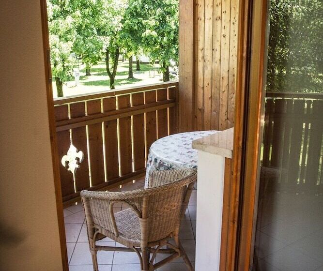 בית מלון כפרי Sarca Lodge Val Rendena