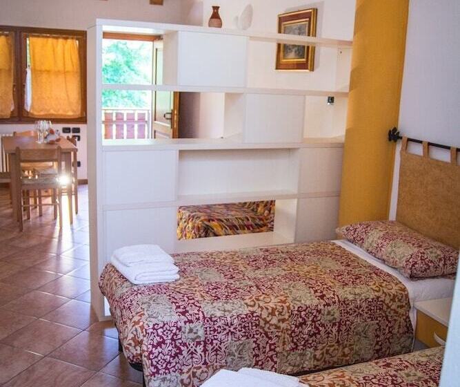 בית מלון כפרי Sarca Lodge Val Rendena