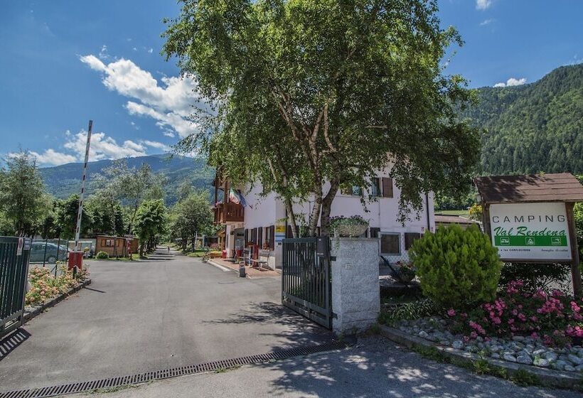 בית מלון כפרי Sarca Lodge Val Rendena