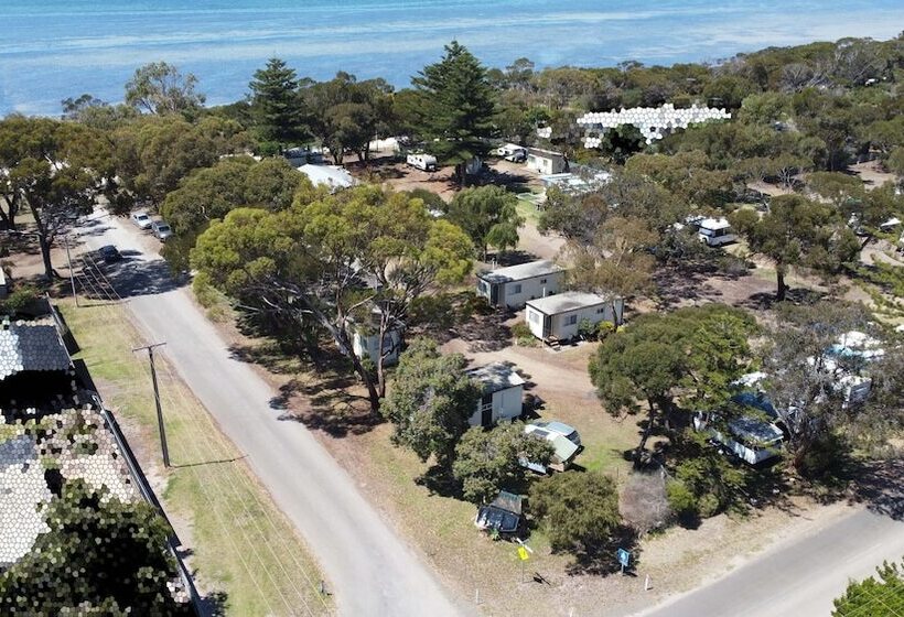 Kingscote Tourist Park And Family Units