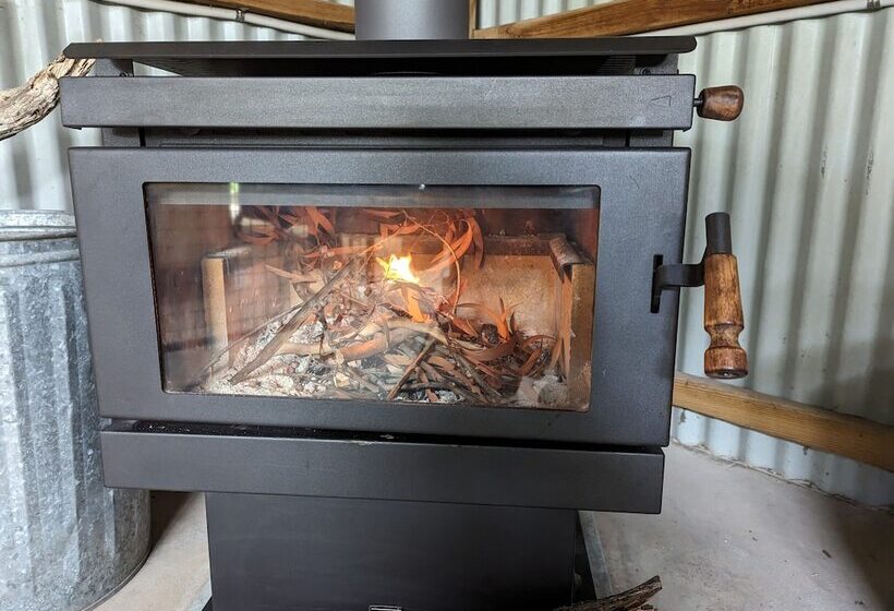 Kingscote Tourist Park And Family Units