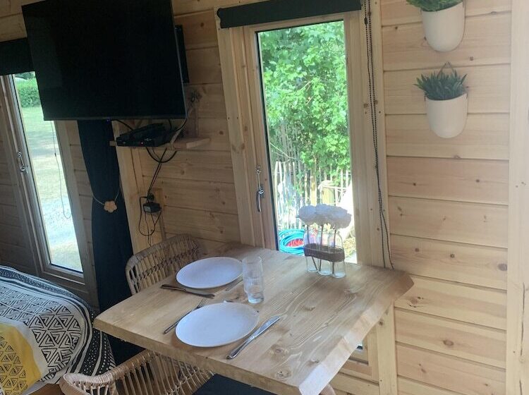 Les Cabanes De Warincthun