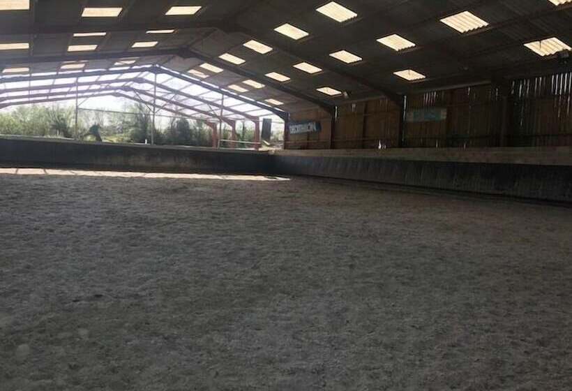 Les Cabanes De Warincthun