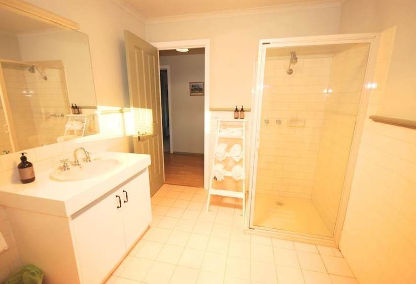 Mittagong Homestead & Cottages