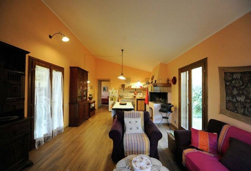 Modern Cottage In Graffignano Italy With Swimming Pool