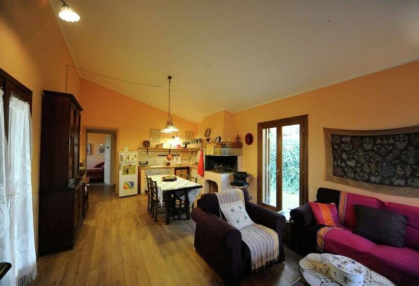 Modern Cottage In Graffignano Italy With Swimming Pool