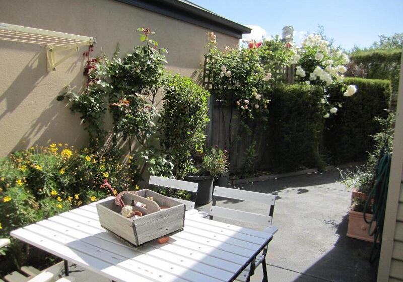 モーテル Arendon Cottage