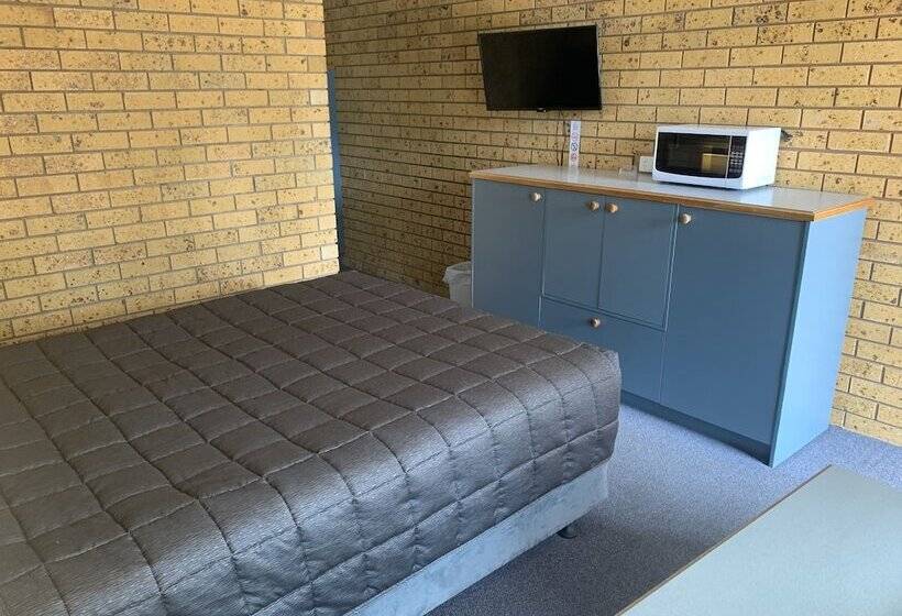 מוטל Newell Motor Inn Narrandera