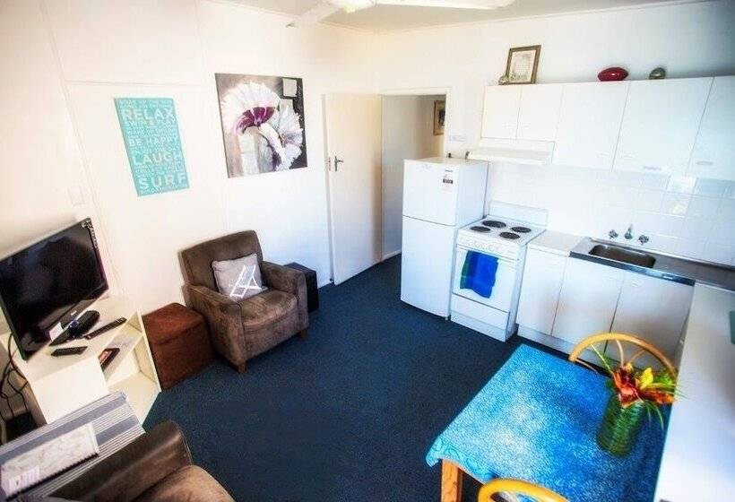 מוטל Seaspray Waterfront Holiday Units