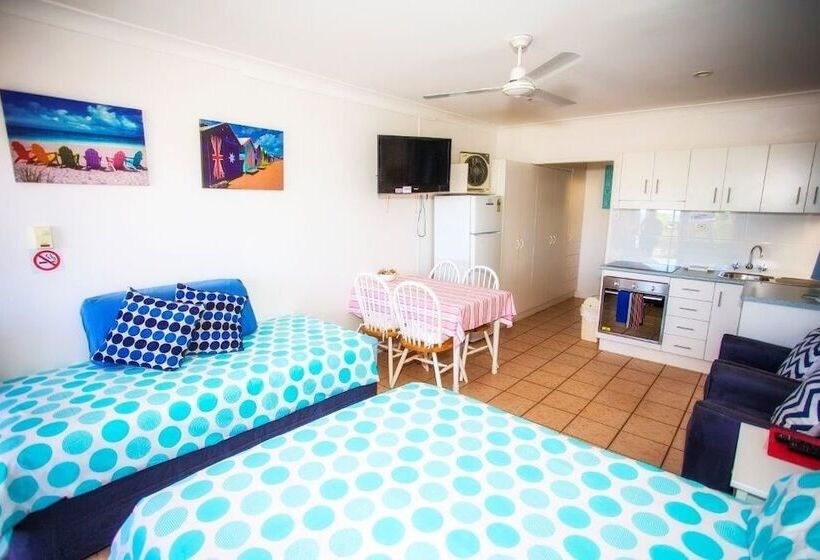 מוטל Seaspray Waterfront Holiday Units