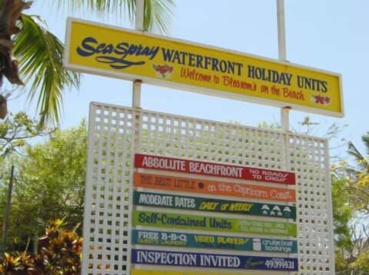 מוטל Seaspray Waterfront Holiday Units