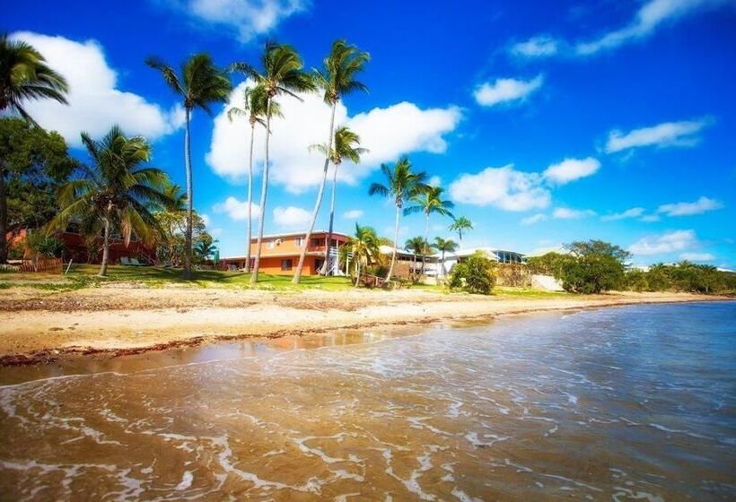 מוטל Seaspray Waterfront Holiday Units