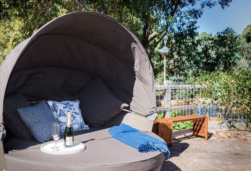 Oscars Private Spa Villa   Adults Only