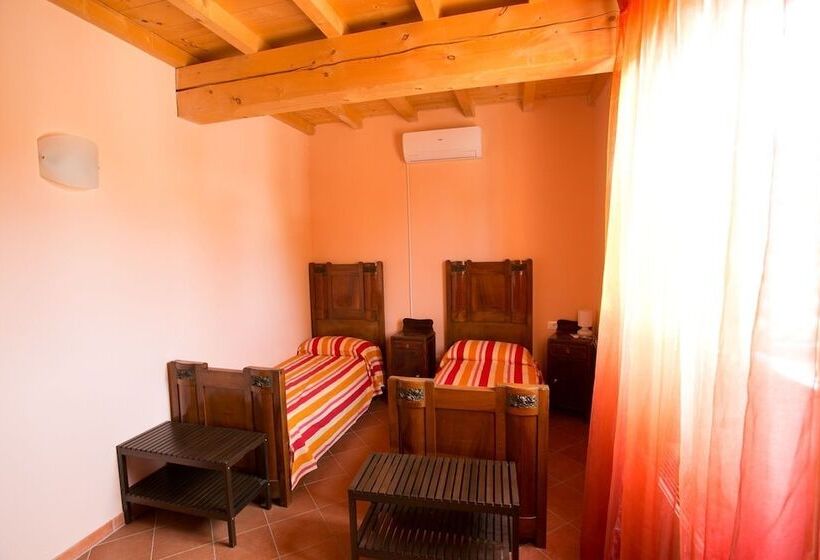 Ostello Breda   Hostel