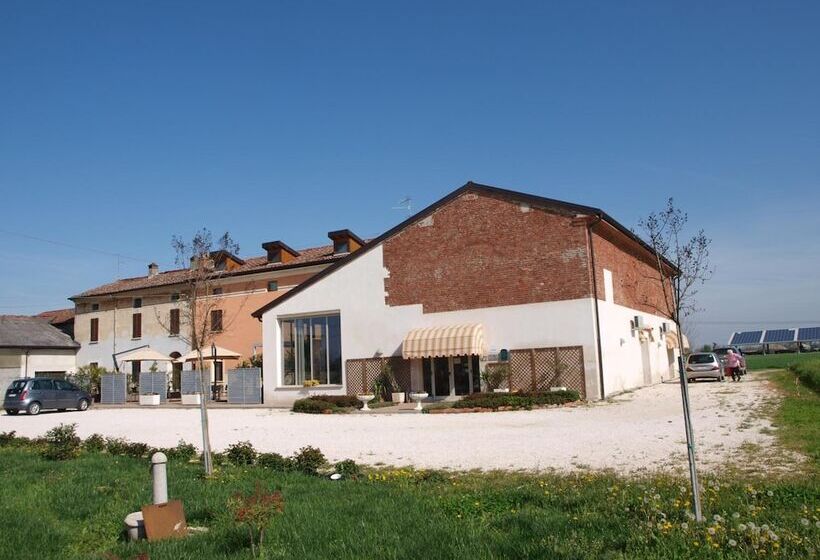 Ostello Breda   Hostel