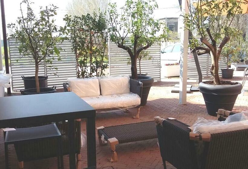 Ostello Breda   Hostel