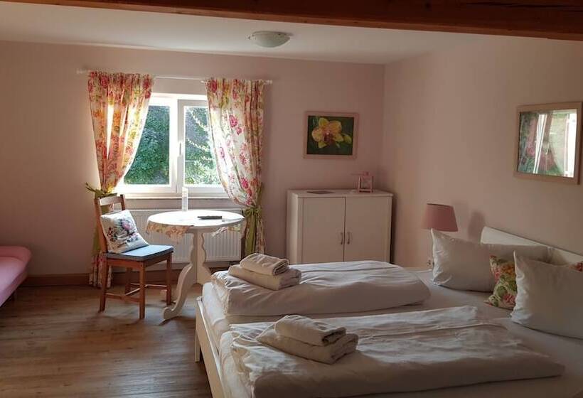 Пансион Allgau Meadow Ranch