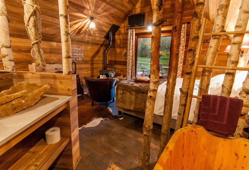 פנסיון Aqualodge