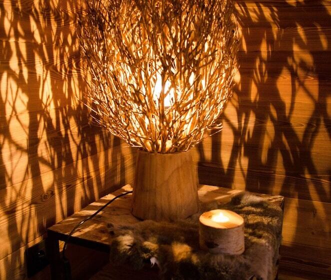 פנסיון Aqualodge