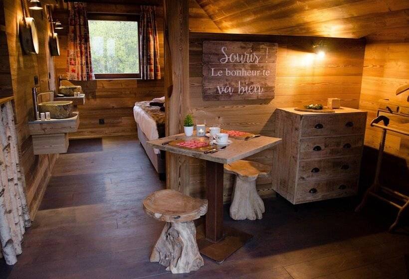 פנסיון Aqualodge