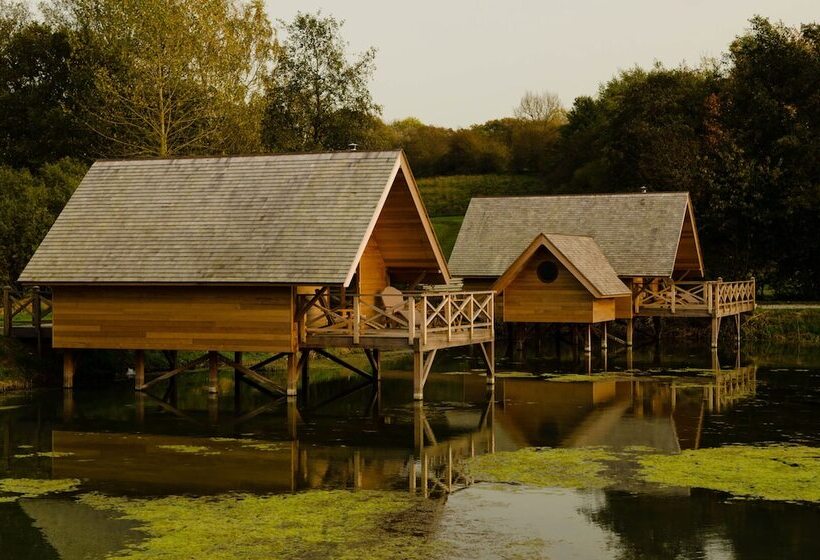 פנסיון Aqualodge