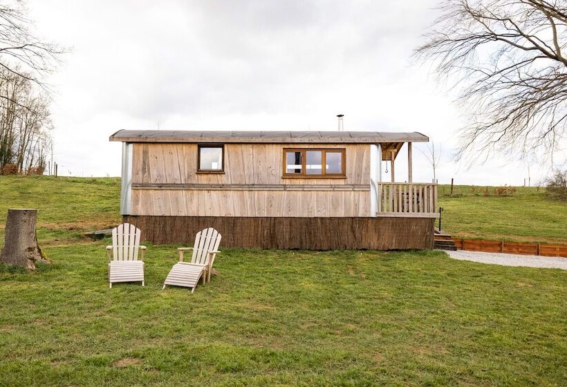 פנסיון Aqualodge