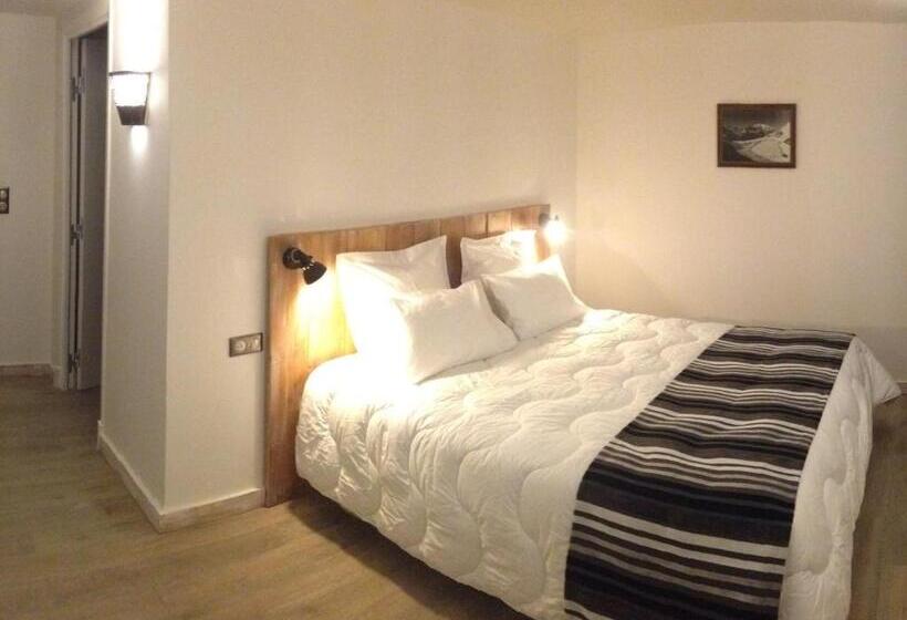 بنسيون Auberge Quintessence