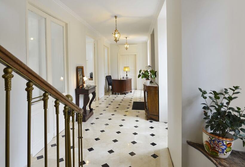 ペンション Château Bel Aspect