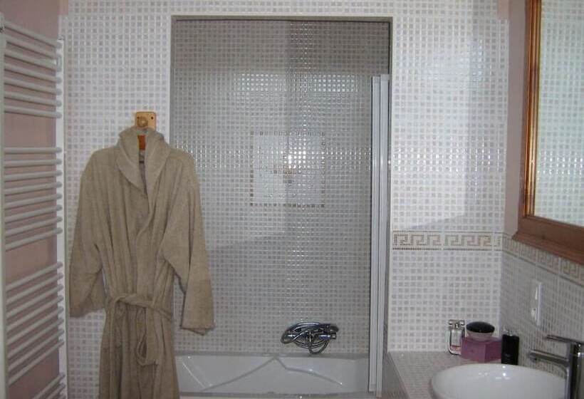 Пансион Château Coquelicot