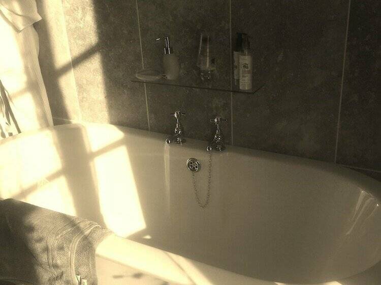 膳宿费 Château De La Ville Voisin